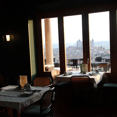 Hotel De 4*