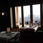 Hotel De 4*