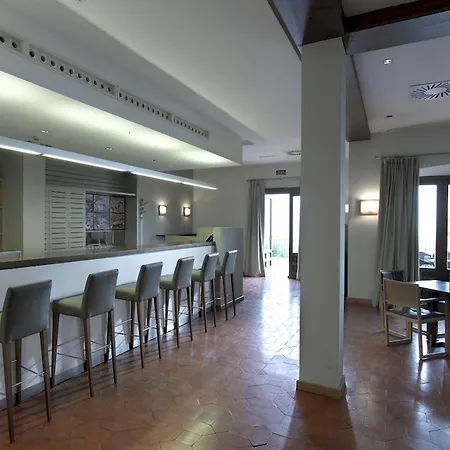 De Hotell 4*