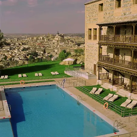 Hotell De 4*