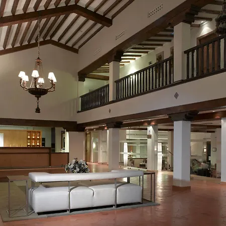 Hotell De 4*