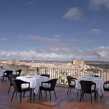 De Hotell 4*