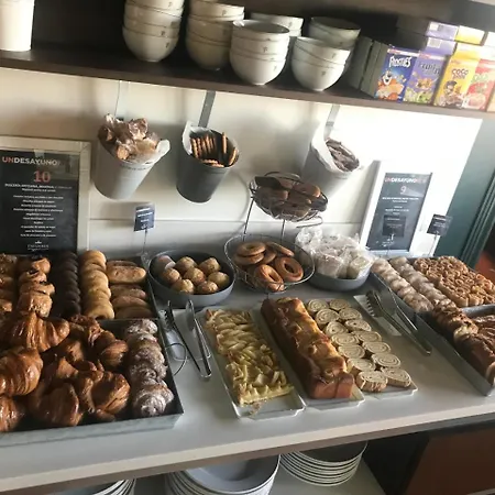 De מלון טולדו