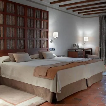 De Hotell 4*